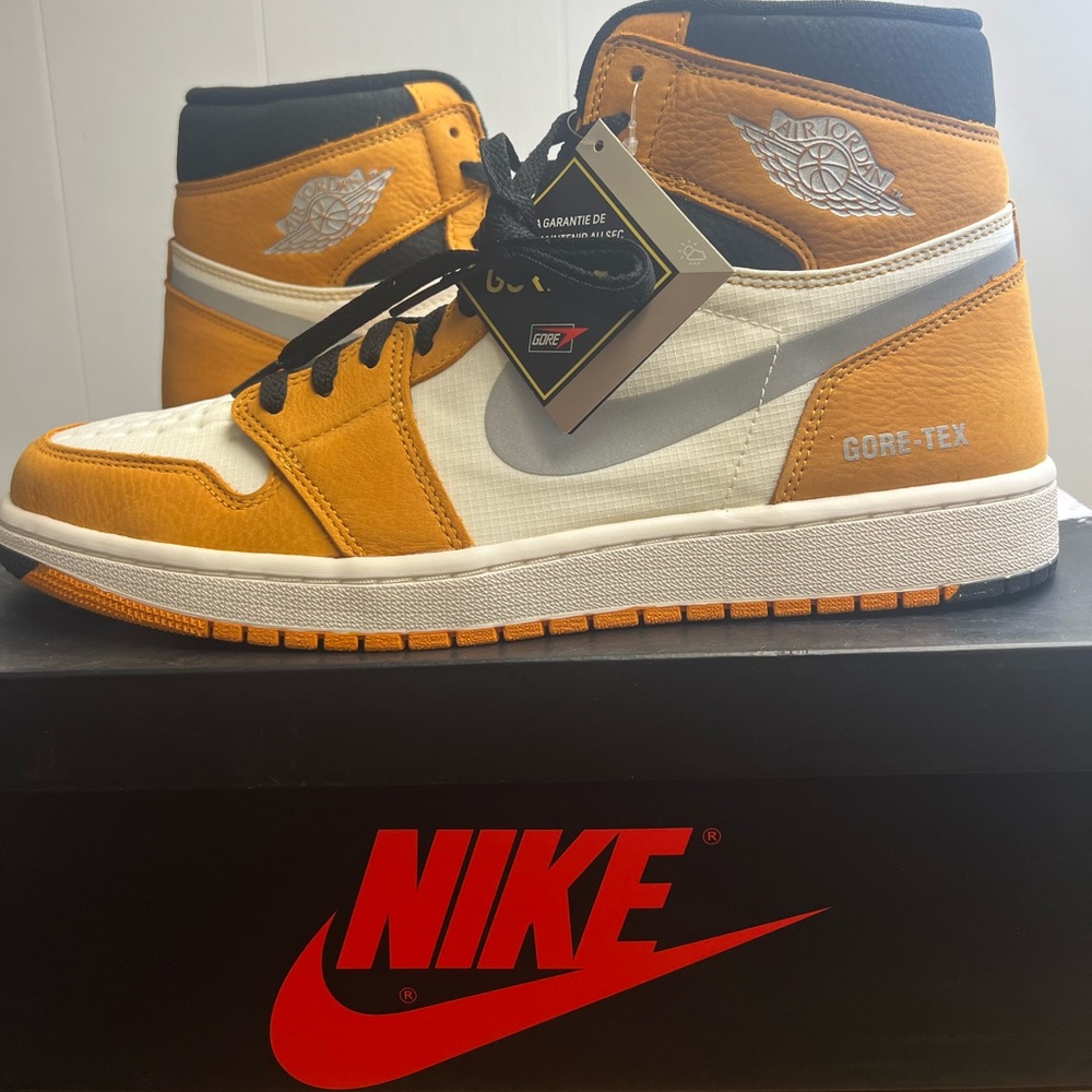 Jordan 1 High Element Gore-Tex Light Curry 13M